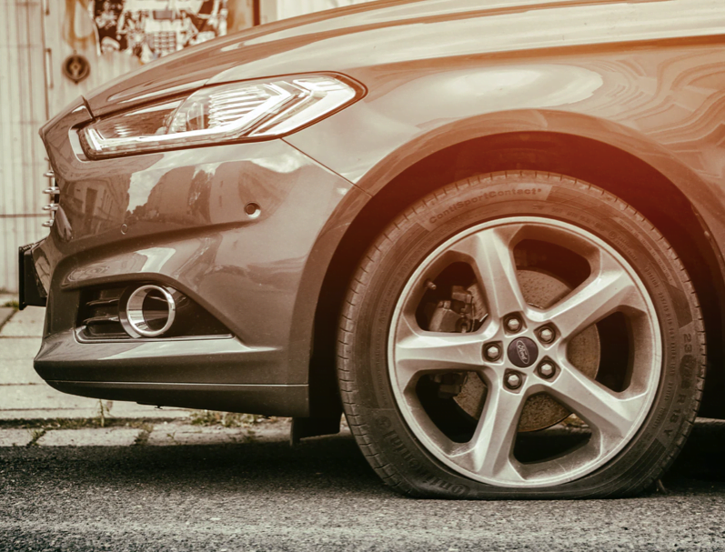 Rim tayar umpama 'mahkota' bagi sesebuah kereta. Penjagaan rapi adalah suatu yang wajib dilakukan pemilik kenderaan