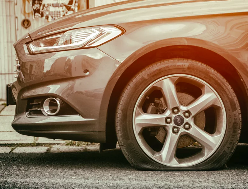 Rim tayar umpama 'mahkota' bagi sesebuah kereta. Penjagaan rapi adalah suatu yang wajib dilakukan pemilik kenderaan