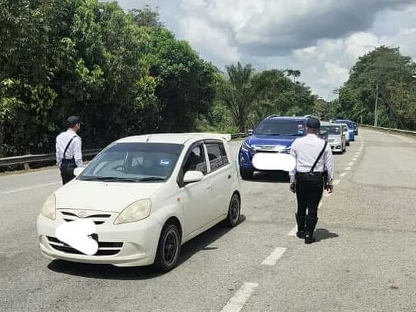 Pihak polis sentiasa memantau aktiviti sindiket menipu orang awam. - Foto hiasan ihsan Instagram/JSPT PDRM