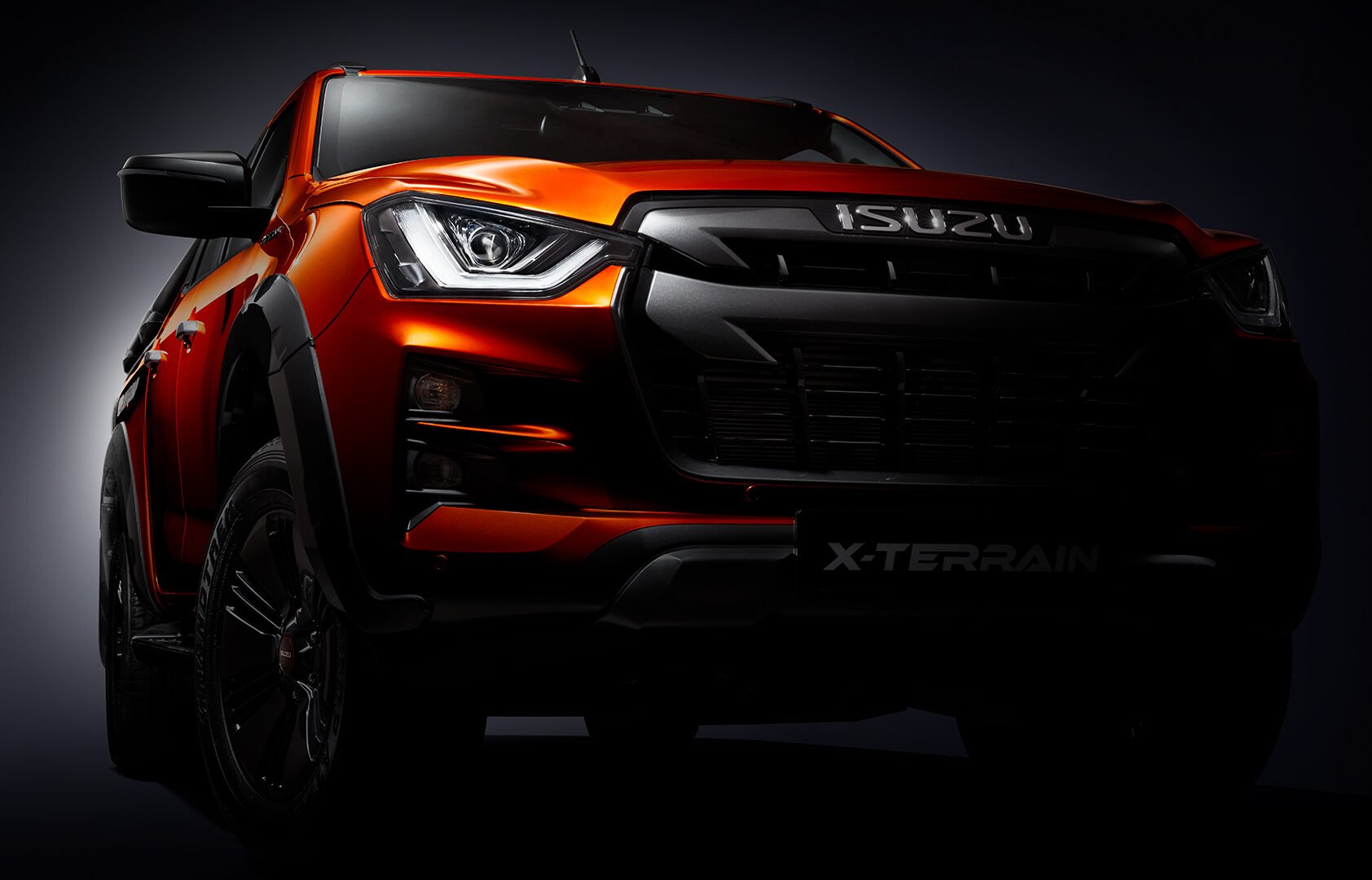 Isuzu D-Max generasi ketiga tampil lebih 'tegap' dan sporty demi memenuhi permintaan pencinta kenderaan pacuan empat roda (4x4)