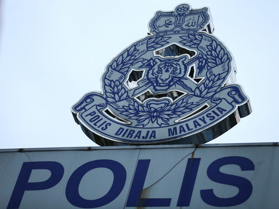 Polis meminta saksi bantu salur maklumat mengenai kemalangan di SKVE, semalam.