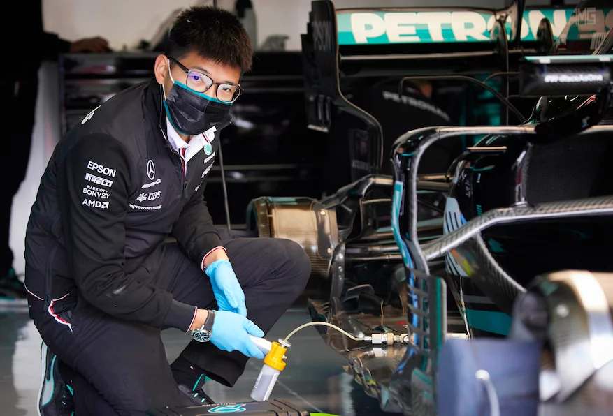 En De Liow antara individu penting yang memastikan kelancaran teknikal pasukan AMG Petronas F1