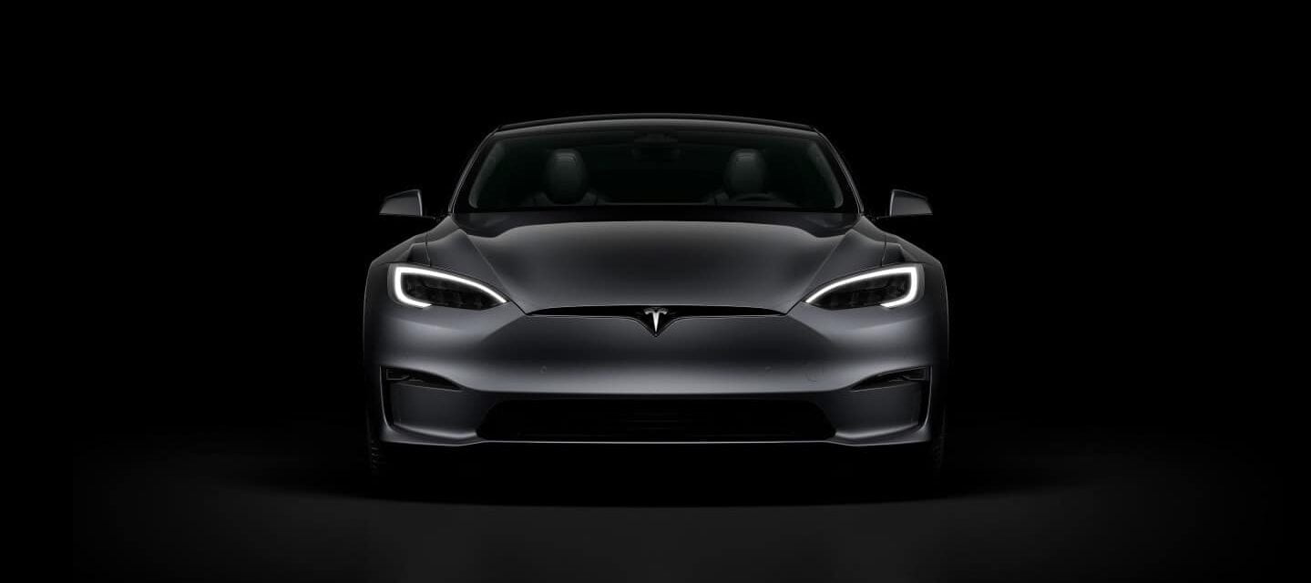 Kontroversi membabitkan Tesla memberi kesan kepada saham syarikat itu