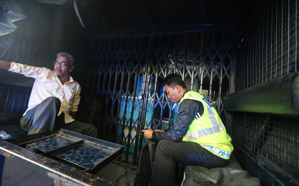 Kenderaan 'Black Maria' juga pernah digunakan bagi membawa barang bukti untuk dibawa ke mahkamah
