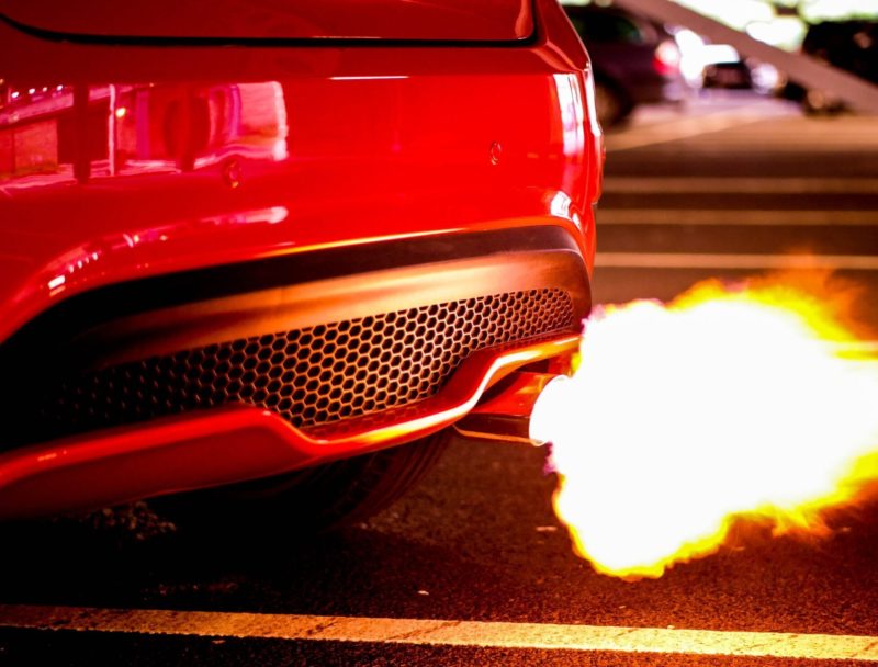 Penukaran ekzos kenderaan merupakan antara modified yang sering dilakukan kebanyakan peminat automotif. - Foto ihsan Unsplash/Oscar Sutton