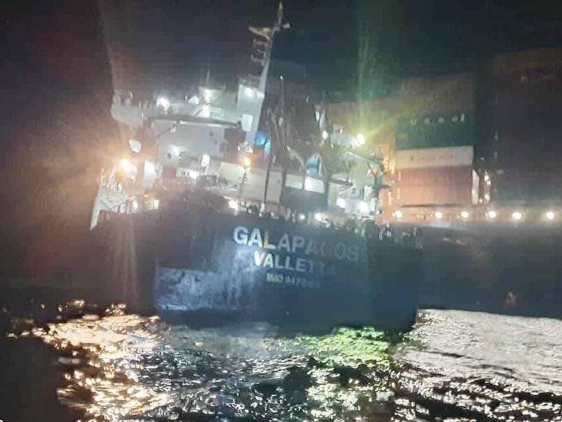 Kemalangan tidak melibatkan sebarang kemalangan jiwa. - Foto ihsan Facebook/Komuniti Johor