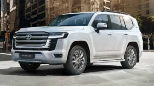 toyota land cruiser 2021 11