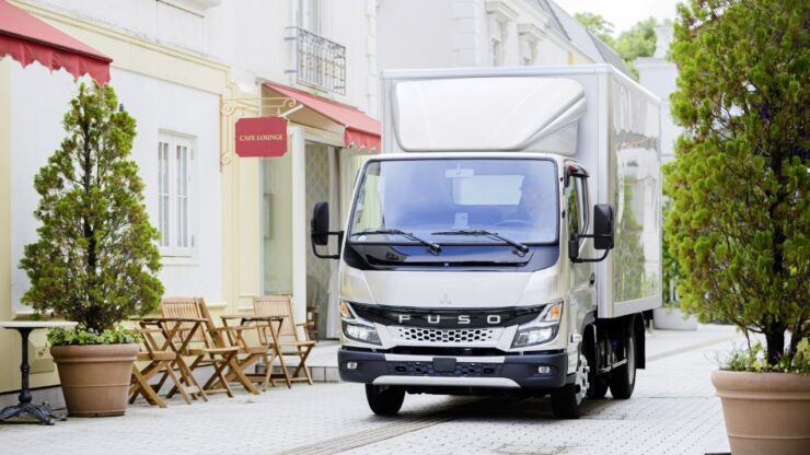 fuso canter 01
