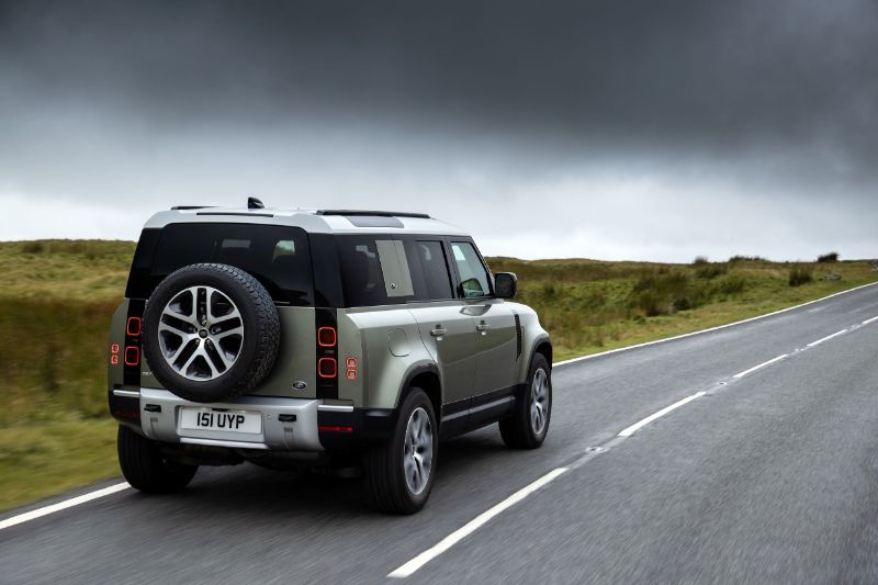 land rover defender launch 06
