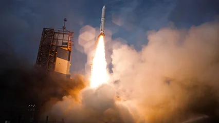 Teknologi aeroangkasa sentiasa bergerak pantas dengan kebanyakan negara mula melancarkan satelit untuk tujuan telekomunikasi dan keselamatan. - Foto ihsan JAXA