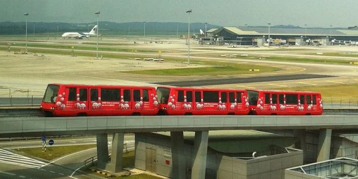 Lapangan Terbang Kuala Lumpur (KLIA) telah beroperasi lebih 23 tahun. - Foto ihsan Wikipedia