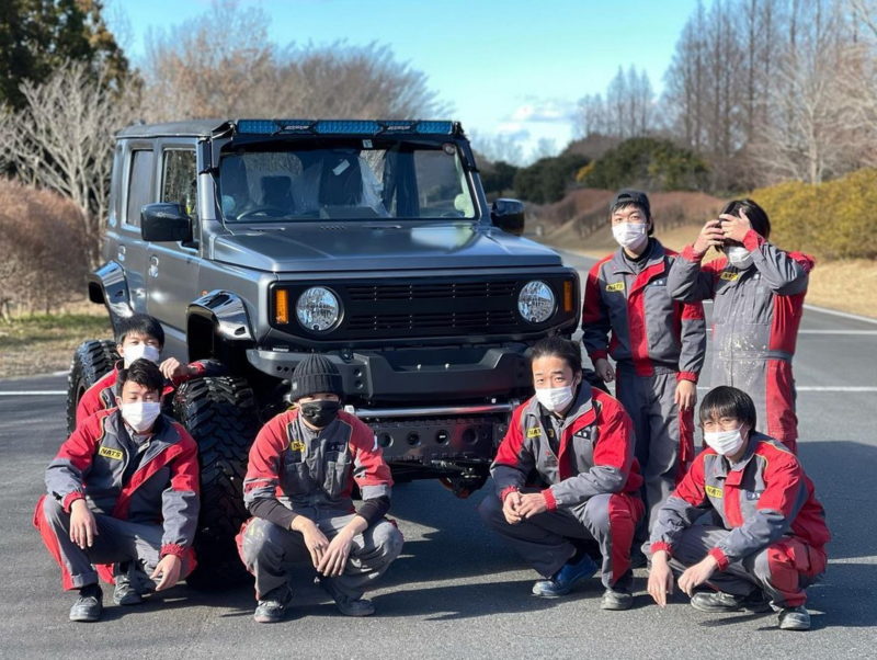 Kesungguhan sekumpulan pelajar mengubahsuai sebuah Suzuki Jimny mendapat perhatian dunia. - Foto ihsan Carscoops