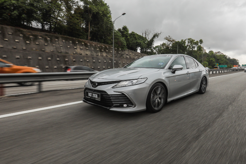 toyota camry 2022 drive 076