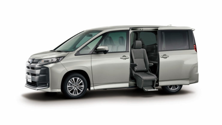 toyota voxy 05