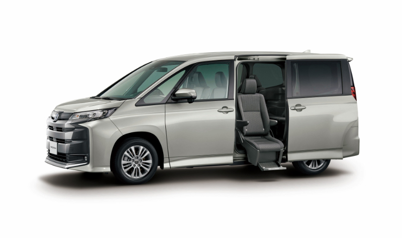 toyota voxy 05