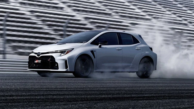 toyota gr corolla circuit edition 16