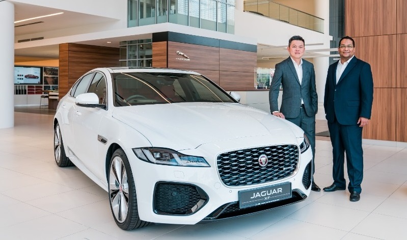 jaguar xf 2022 01