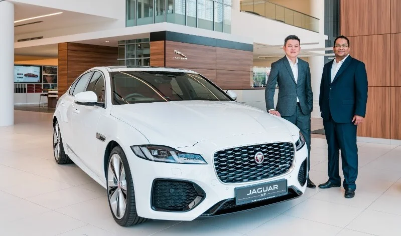 jaguar xf 2022 01