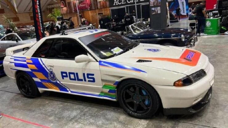 Nissan Skyline R32