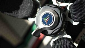 pagani huayra tricolore 05
