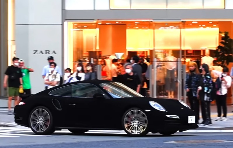 porsche 911 hitam 03