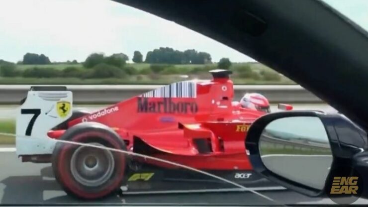 F1 atas jalan 02