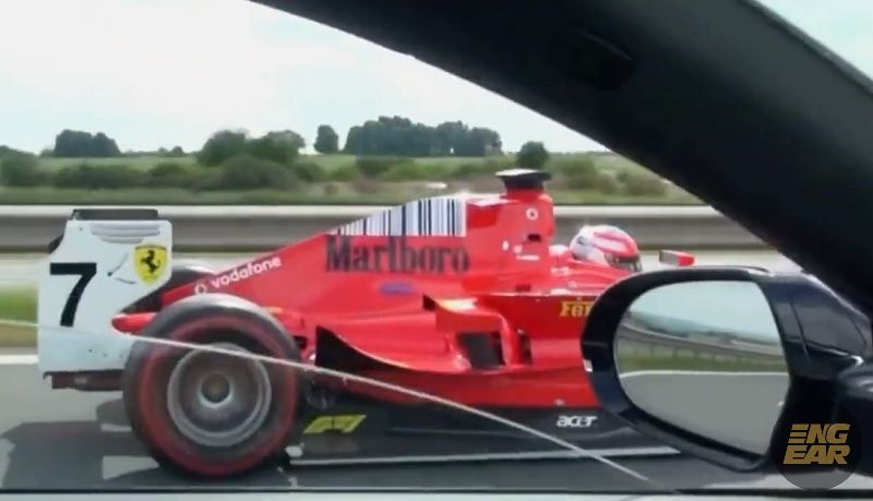 F1 atas jalan 02