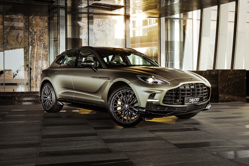 01_Aston Martin DBX707 MY Launch
