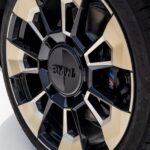 BMW XM 11