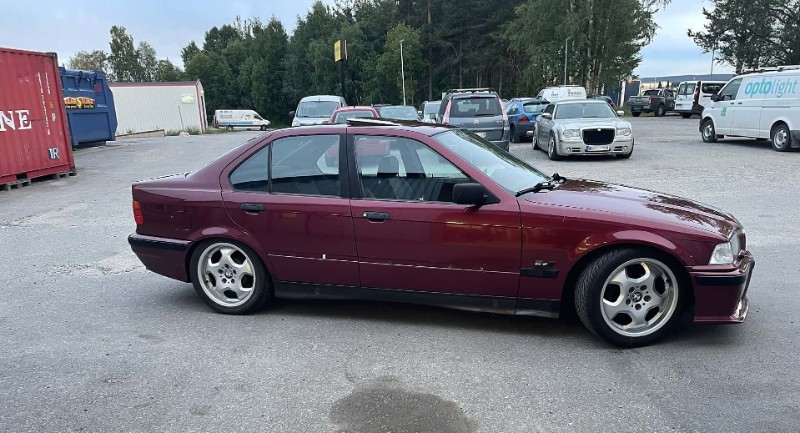 bmw 318i e36 cbu