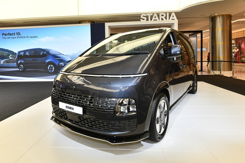 Hyundai Staria 10 tempat duduk 02