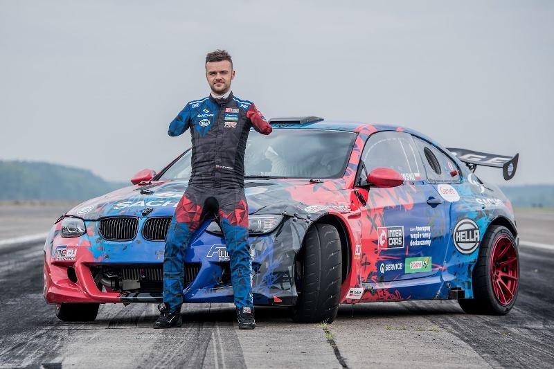 Bartosz Ostalowski rekod Guinness drift 01