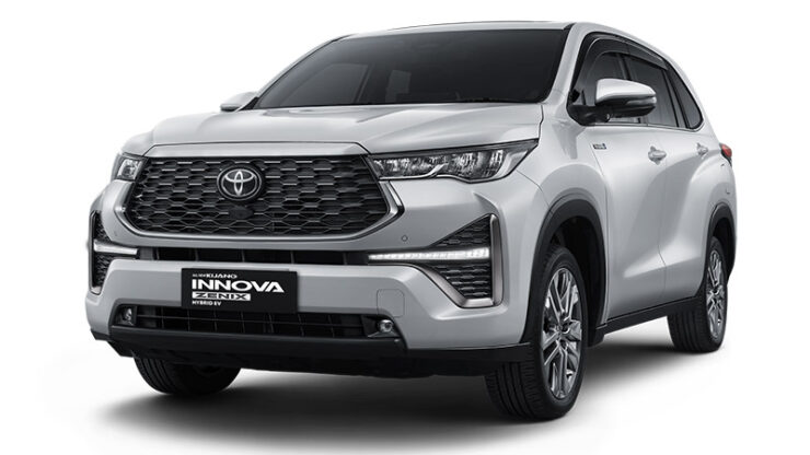 Toyota Innova Zenix 01