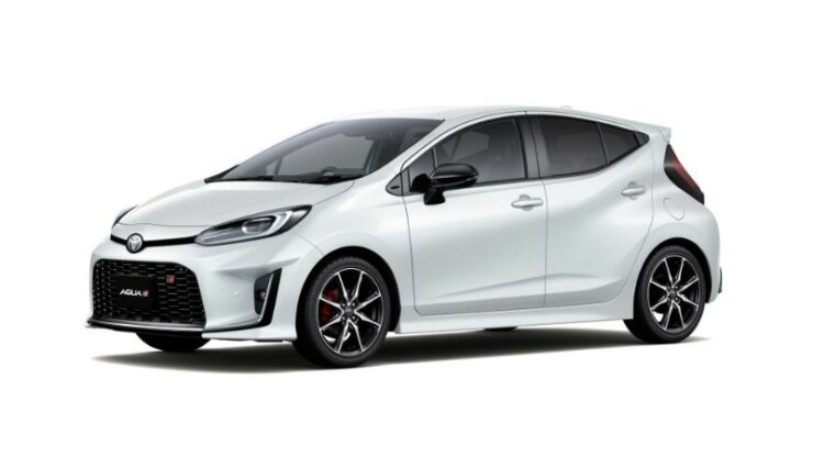 toyota aqua gr sport 01