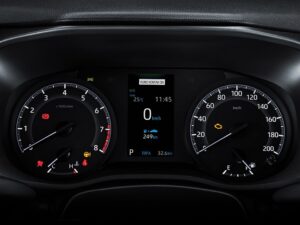 toyota innova zenix 2023 03