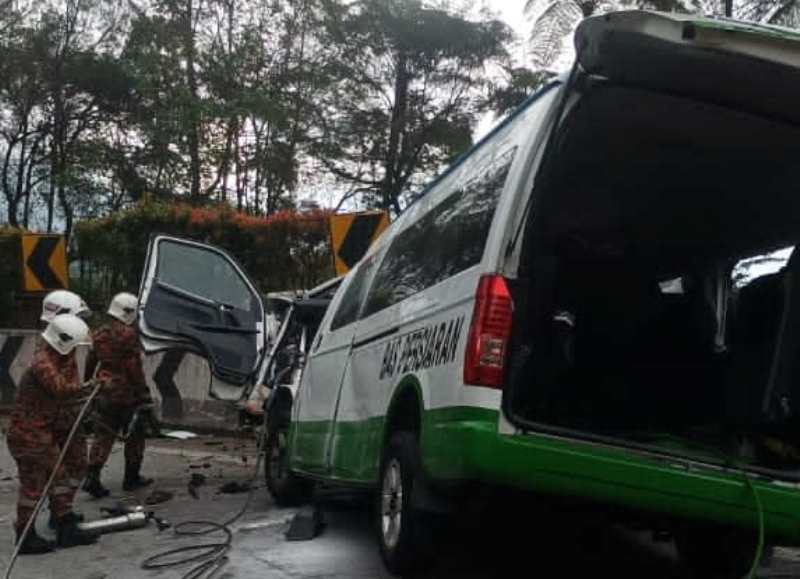 Kemalangan van Genting Highland 01
