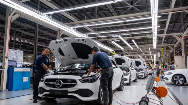 mercedes ckd production plant 19