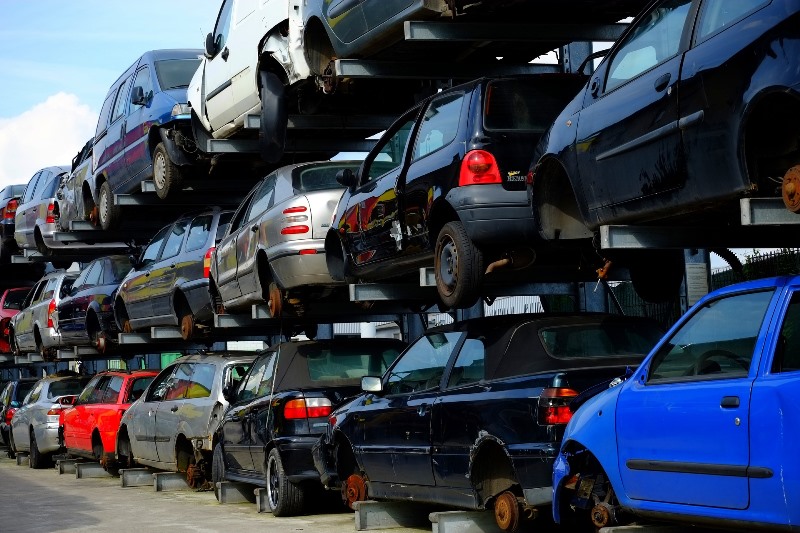 pelupusan kereta buruk