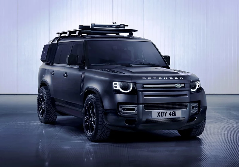 Land Rover Defender 130 Outbound 01