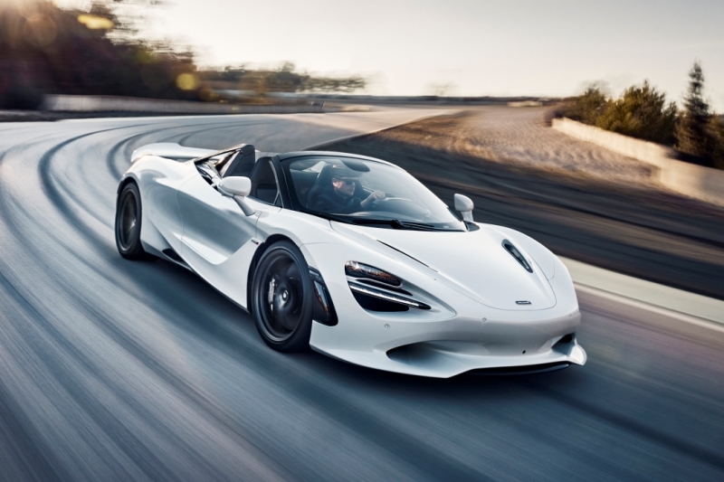 McLaren 750S 02