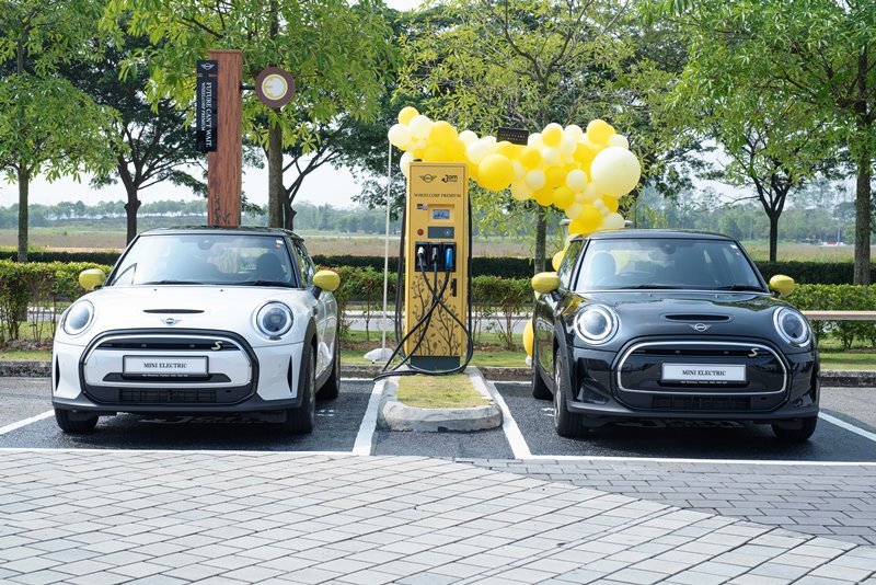 Pengecas MINI Wheelcorp Premium Eco Sanctuary 01