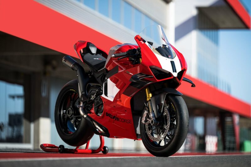 Ducati Panigale V4R 04