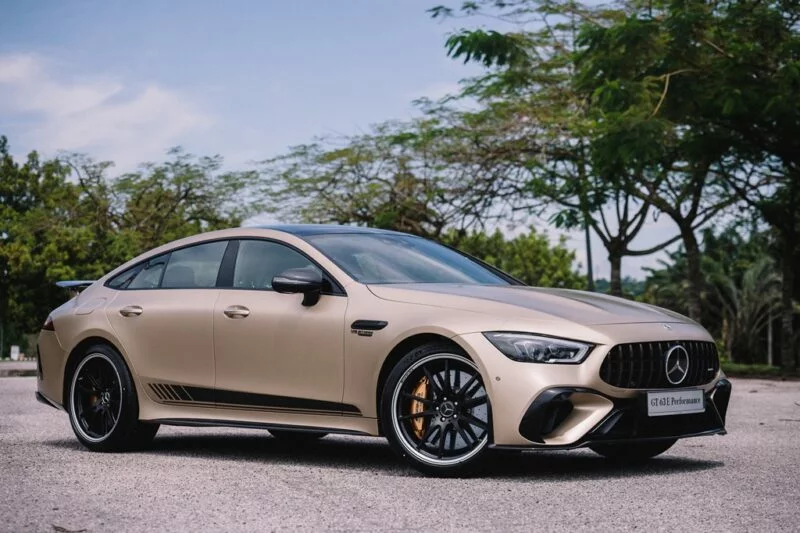 Mercedes-AMG GT 63 S E Performance 01