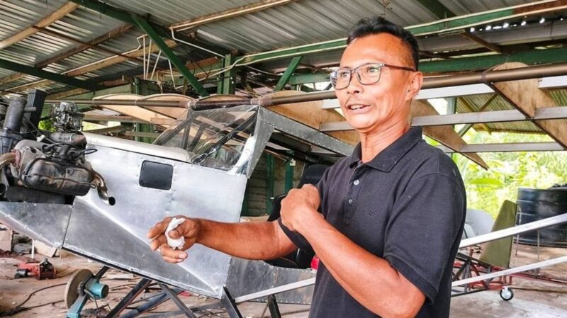 kapal terbang sendiri 02