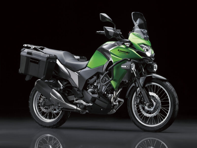 Modenas Versys-X 250 01