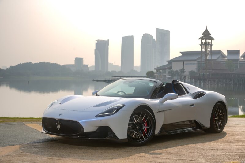 Maserati MC20 Cielo 01