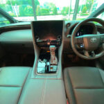 Toyota Vellfire 06
