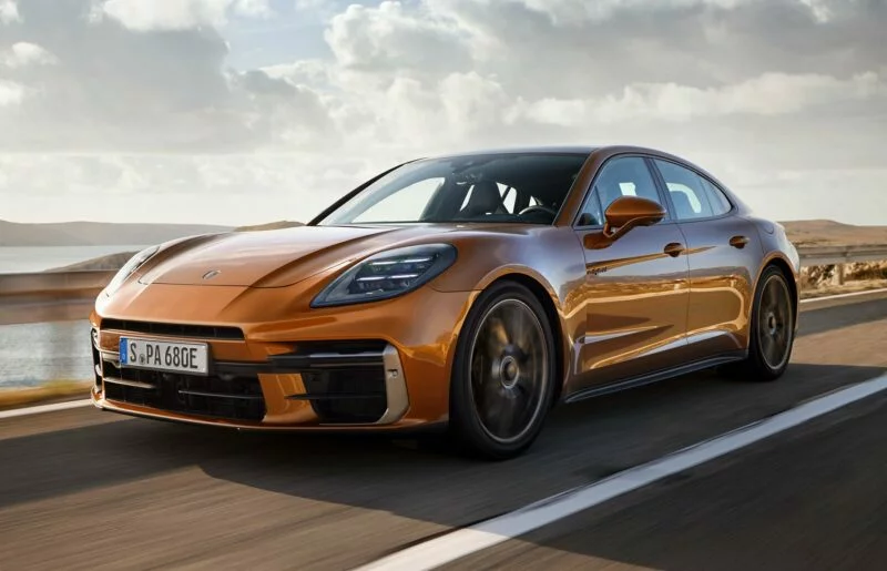 Porsche Panamera 2024 02