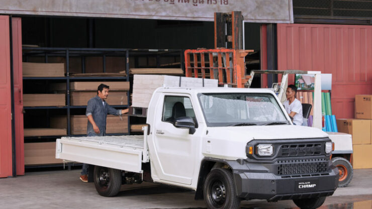 Toyota Hilux Champ 01