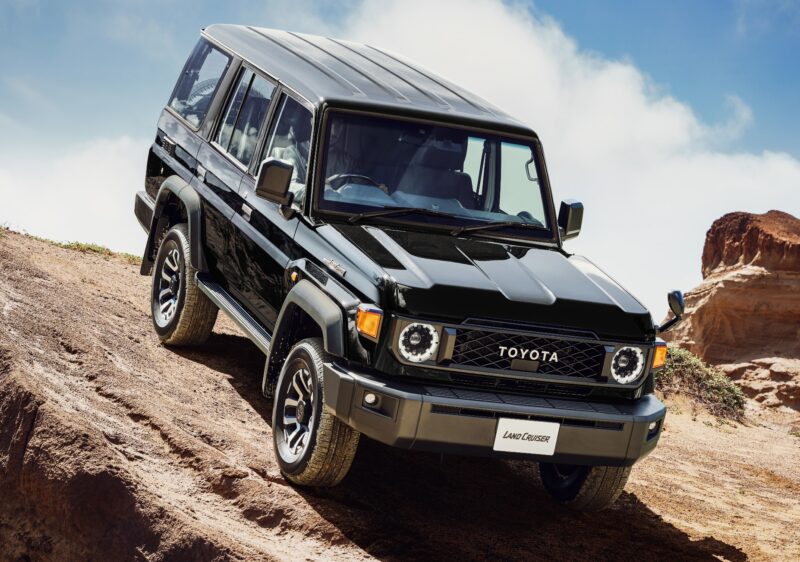 Toyota Land Cruiser 70 Series JDM 01